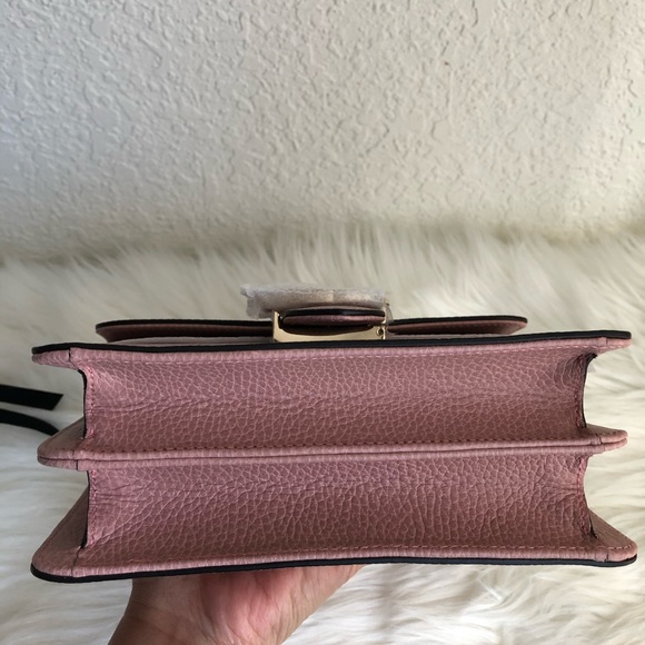 X SOLD X Gucci Small Interlocking G Shoulder Bag - Picture 6 of 8